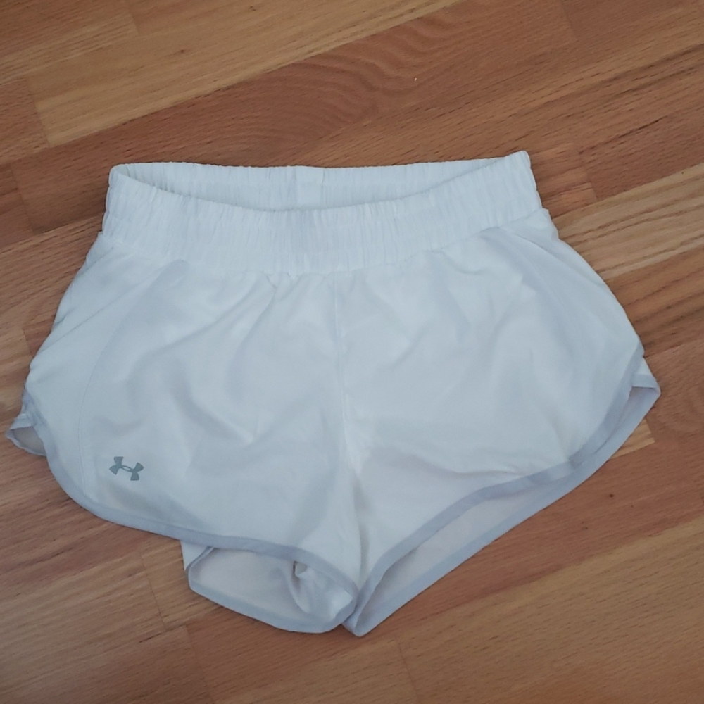 Underarmour running shorts